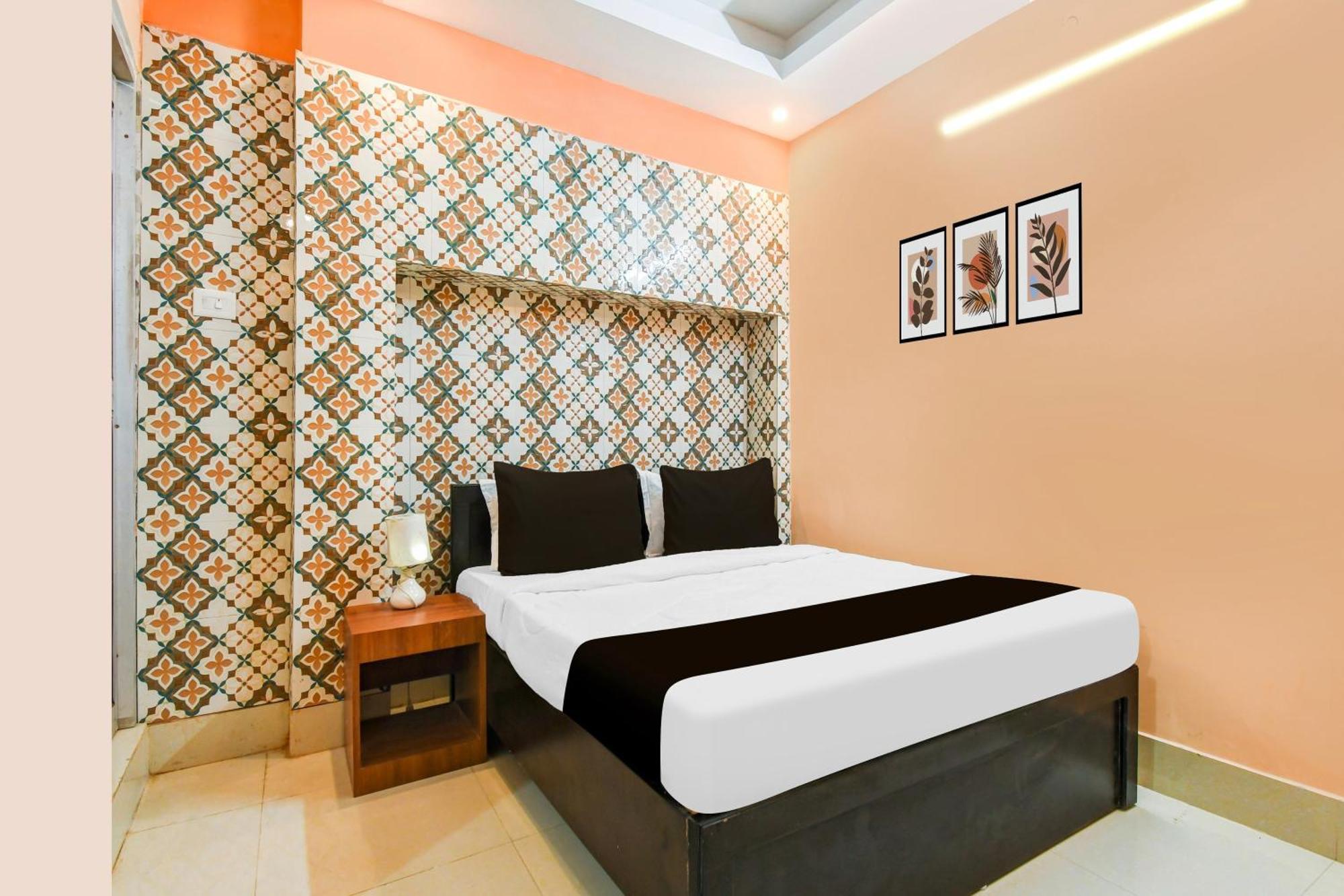 Super Hotel O Dakshin Dwar Formerly Radha Krishna Niwas Puri Esterno foto