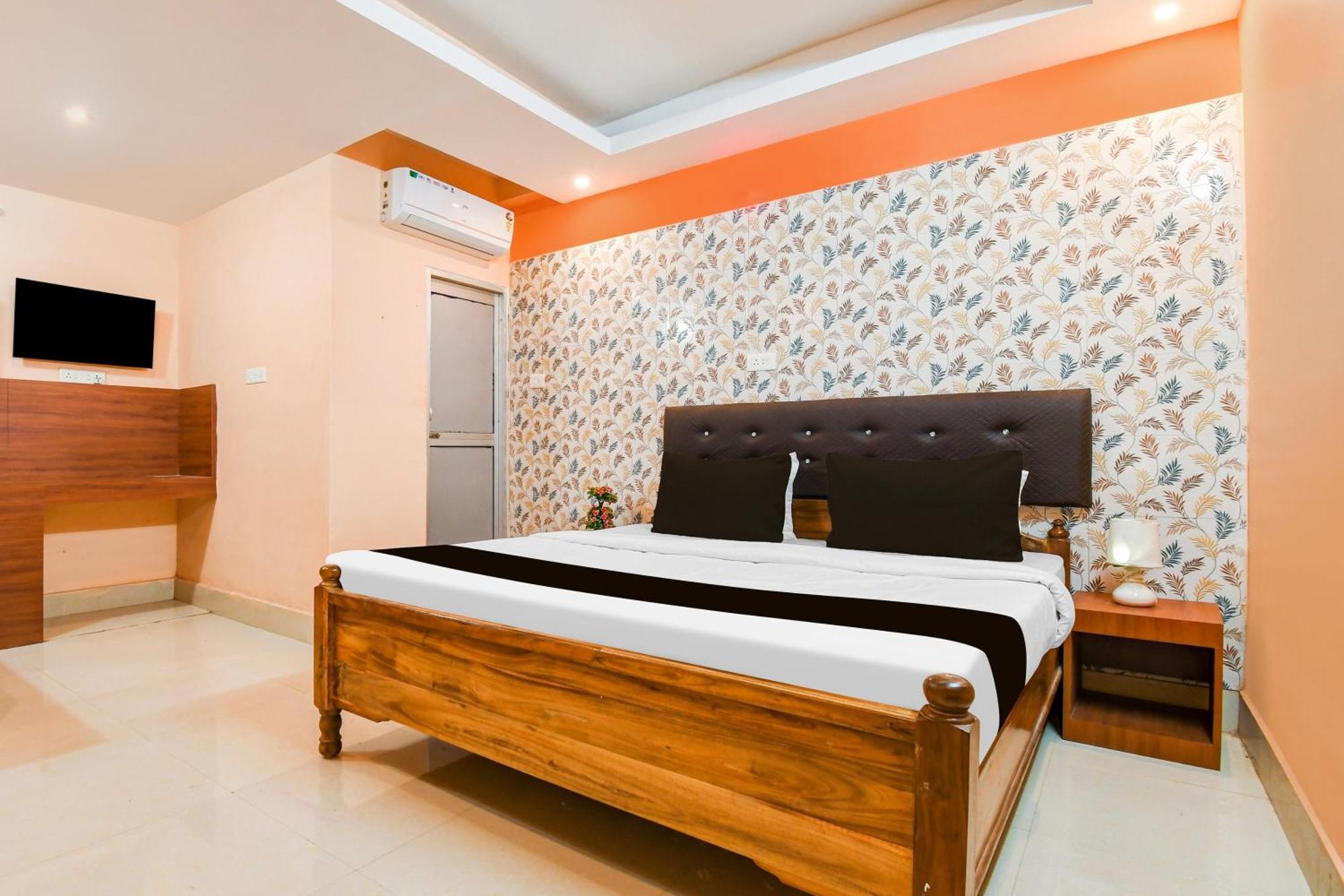 Super Hotel O Dakshin Dwar Formerly Radha Krishna Niwas Puri Esterno foto