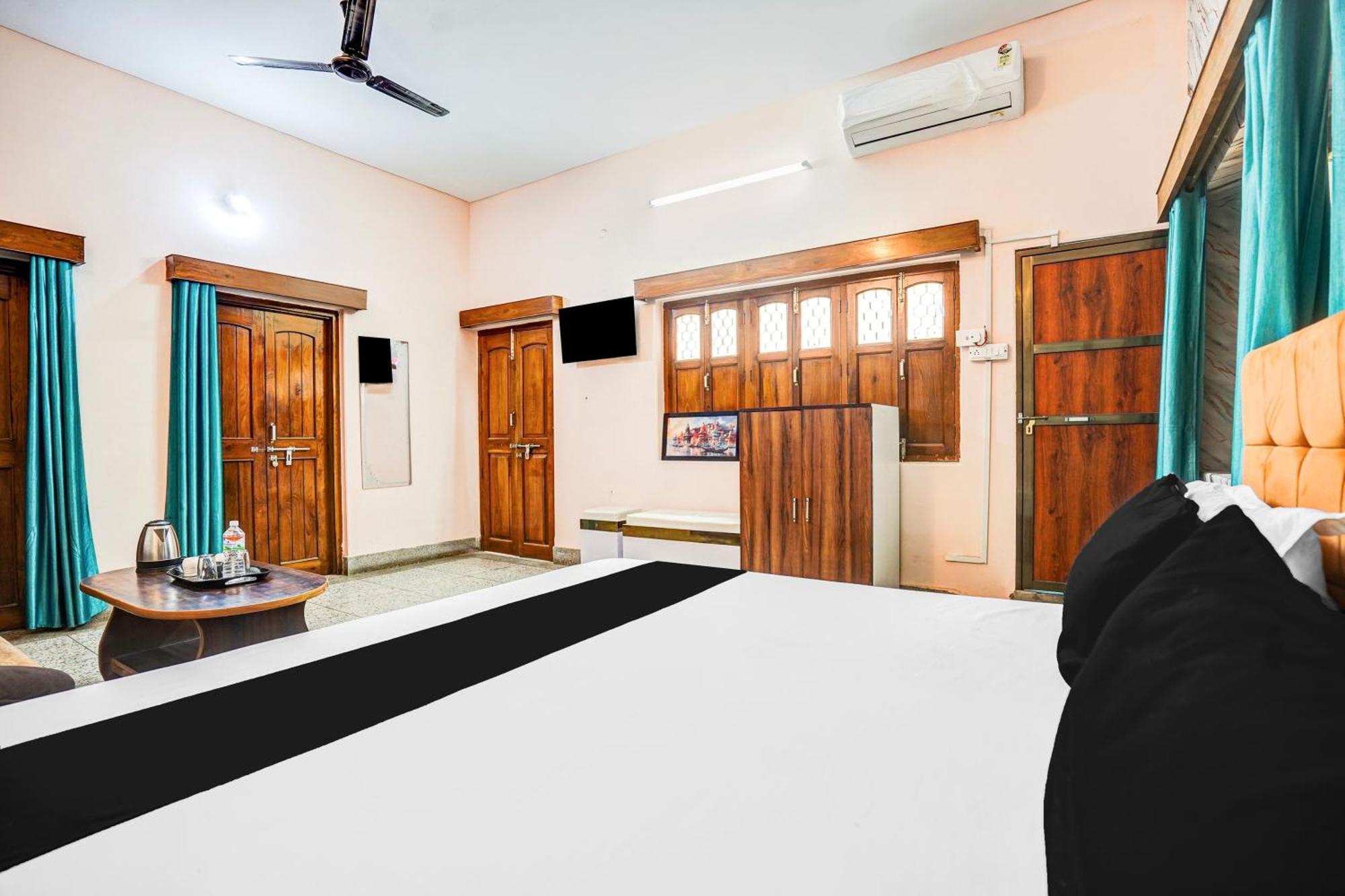 Super Hotel O Dakshin Dwar Formerly Radha Krishna Niwas Puri Esterno foto